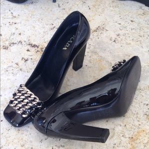 EEEUC Prada pumps. Size 38.5
